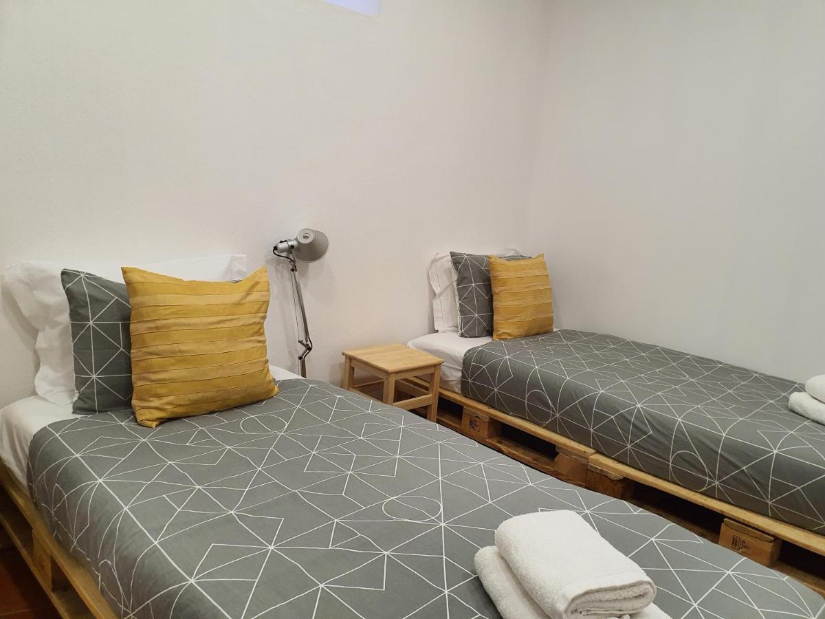 Zabava Sacavem Hotel Buitenkant foto